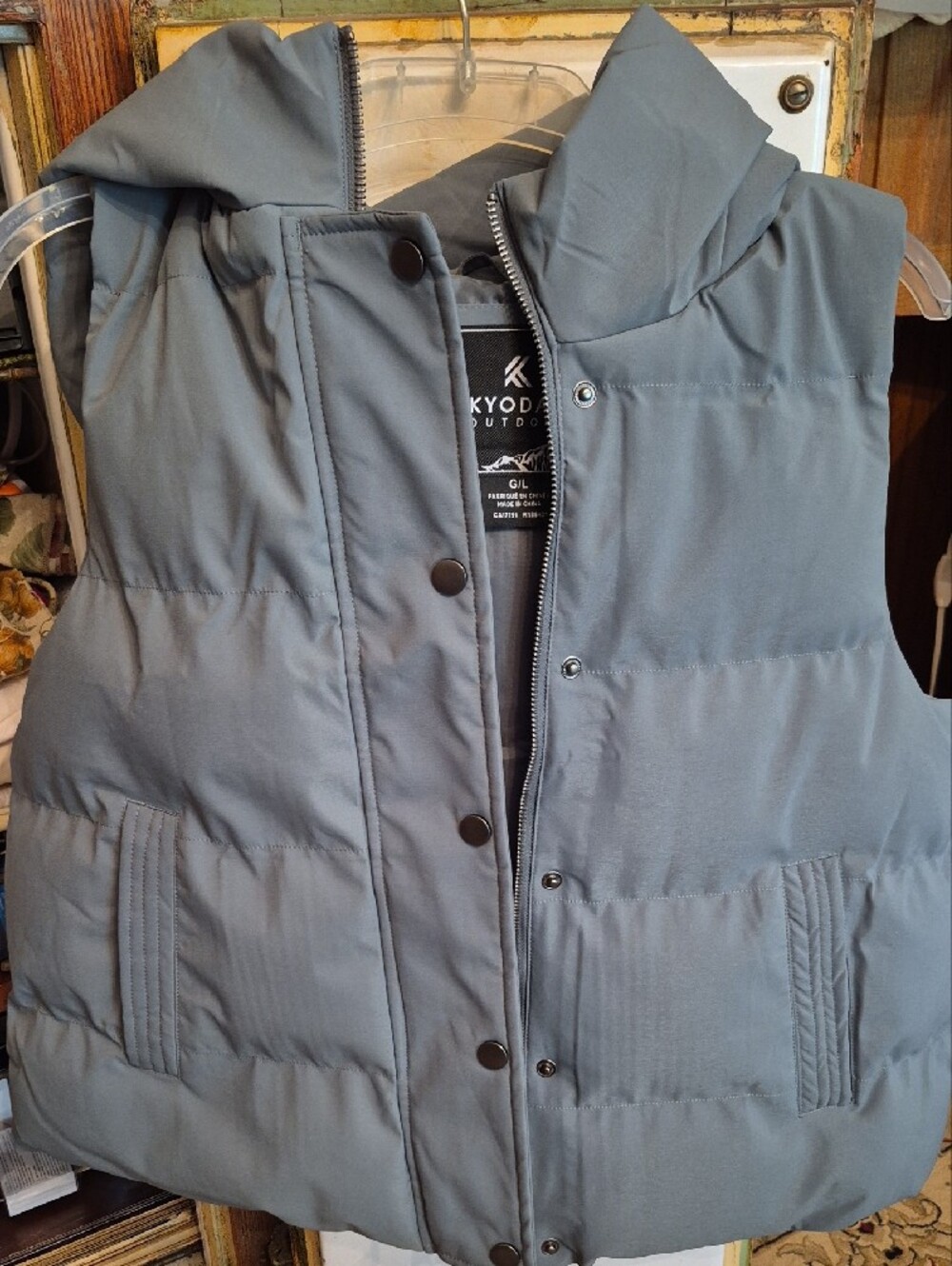 Kyodan Olive Green Puffer Vest - Picture 6 of 7